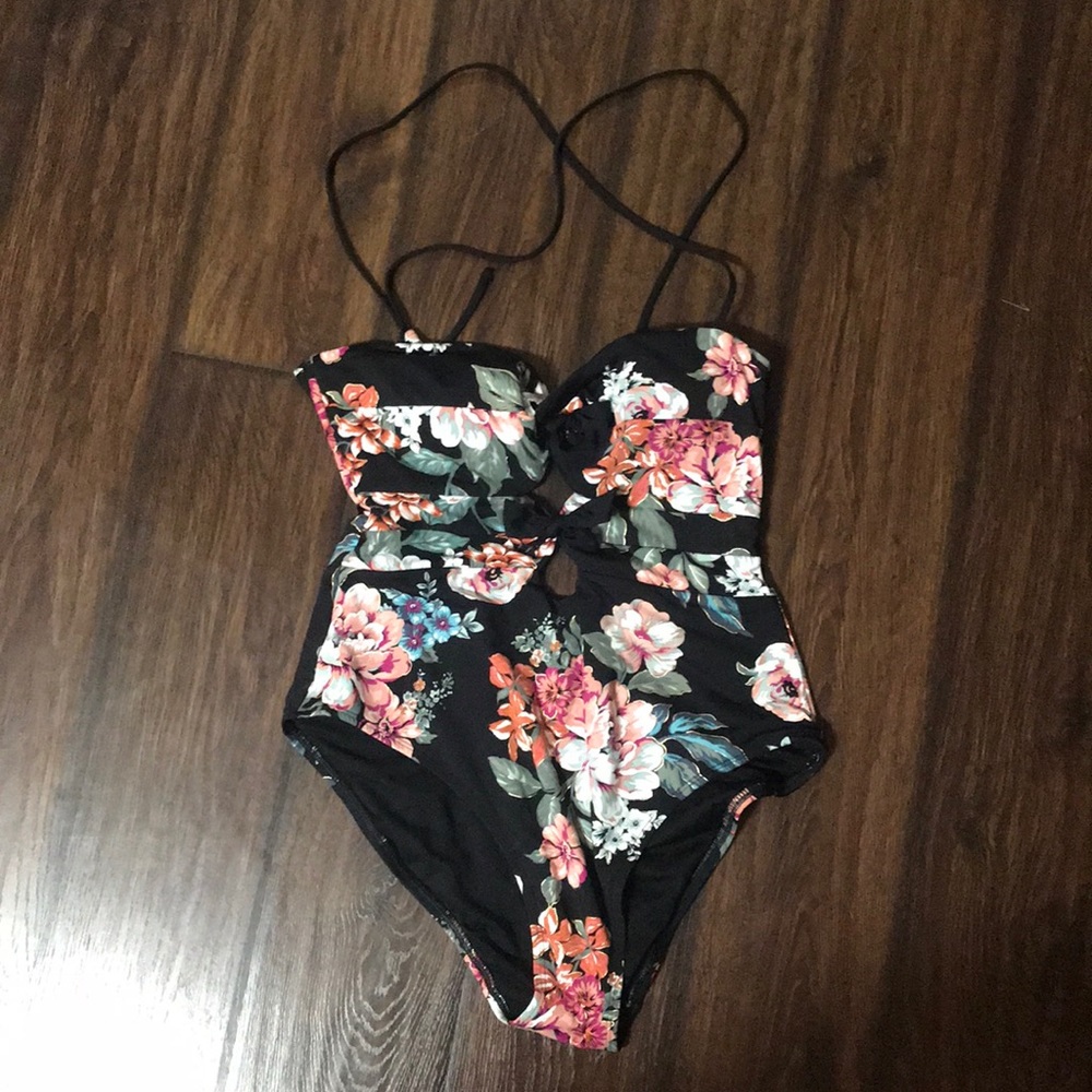 One piece bathing suit